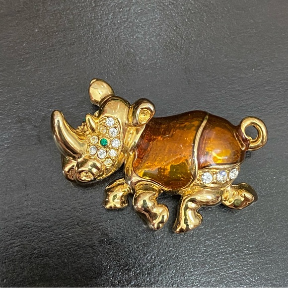 Vintage Regency Accessories Rhinoceros Enamel Rhinestones Brooch - Picture 4 of 11